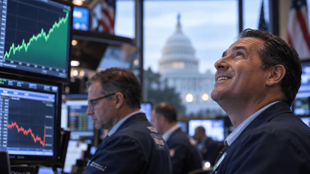 Weak Jobs, Strong Stocks: How Softer Labor Data Powers Rate-Sensitive Assets