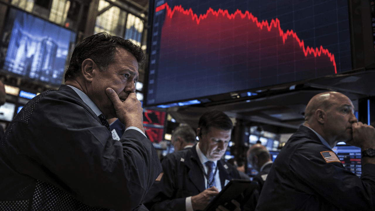 U.S. Tech Selloff Tests Global Markets and AI Valuations
